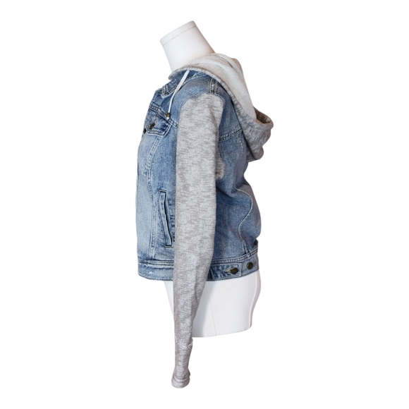 Free People Hooded Denim Jacket 100% Cotton Distressed Removable Hood Size M - Picture 5 of 9